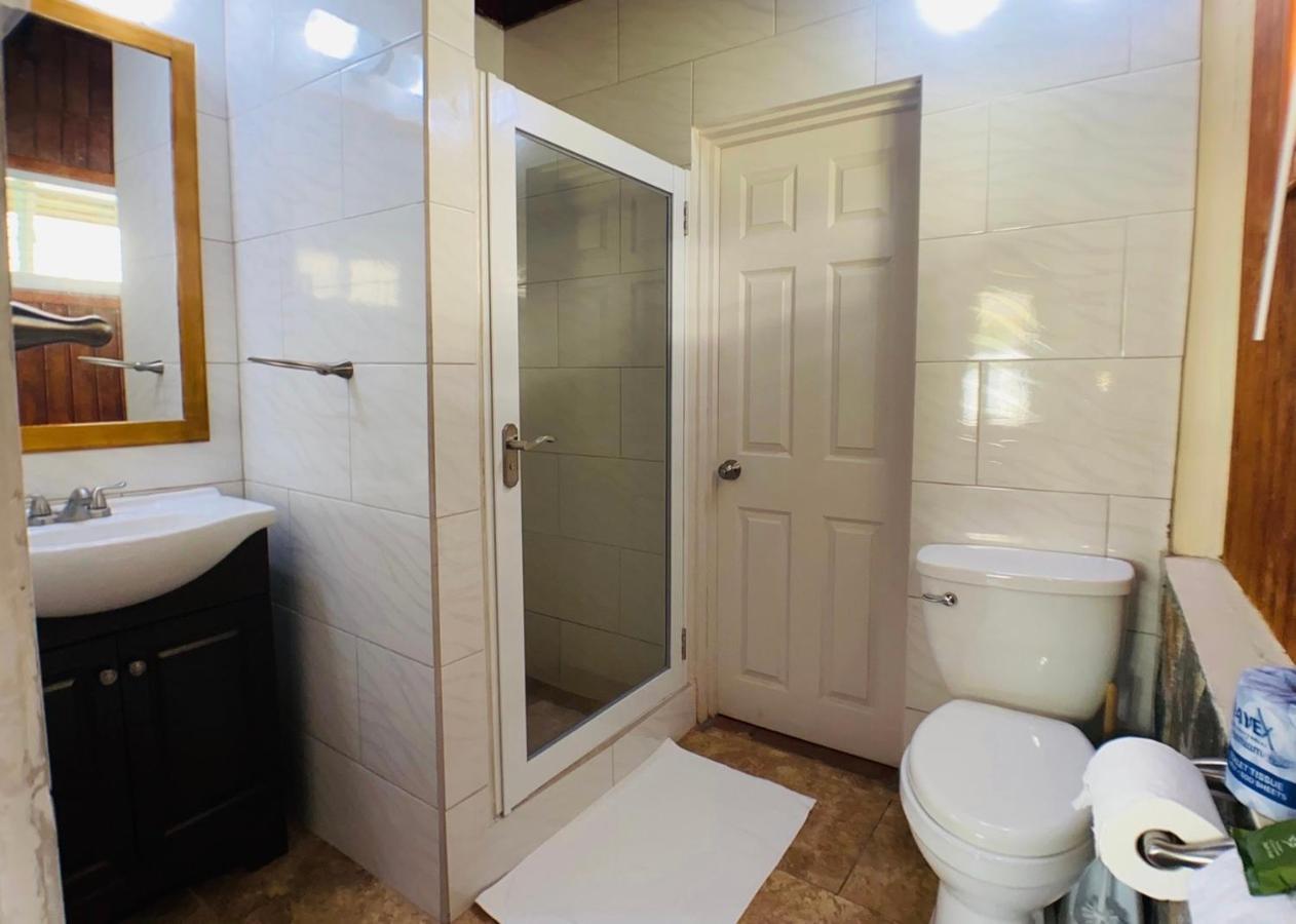فندق Stonetrail Arnos Vale المظهر الخارجي الصورة